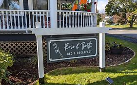 Rose & Thistle B&B Lunenburg